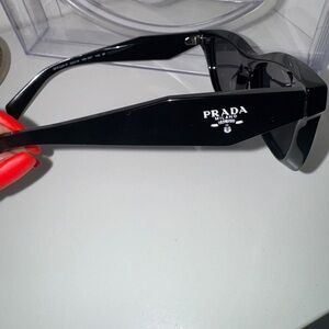 BRAND NEW Prada SUNGLASSES FOR SALE!!